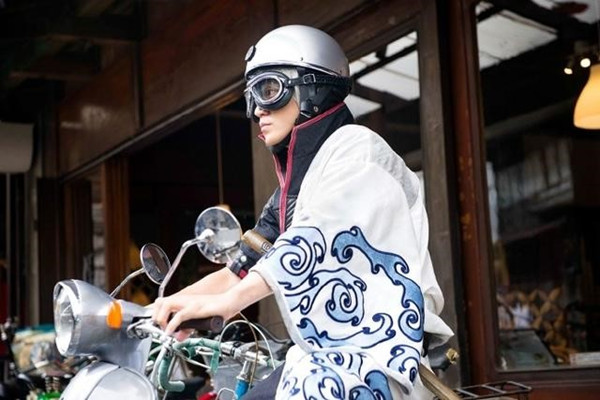 《银魂》真人版：还原度很高，但还没有打破次元壁