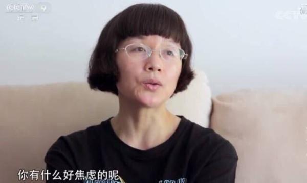 人民日报海外版评纪录片《00后》：人生路，只能自己走