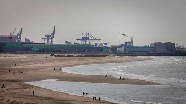 《敦刻尔克》：看电影，还是进入一部电影