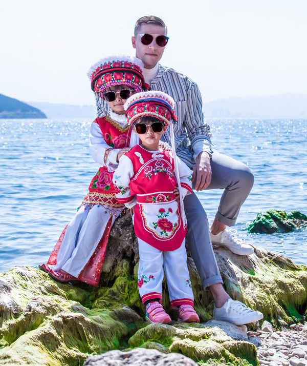 时尚配饰与慈善公益挂钩，你会买单吗