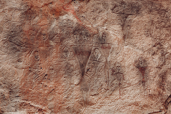 天山深处的康家石门子岩画：西王母、舞蹈、生殖崇拜
