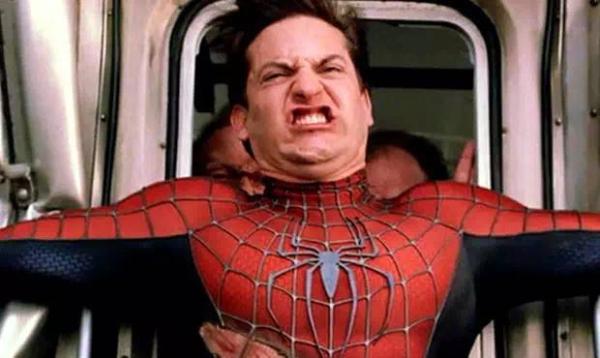 《蜘蛛侠：英雄归来》：“中二”少年成长记