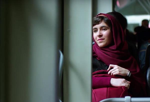 伊加合拍片《艾娃》多伦多电影节首映，主演却因签证无法入境