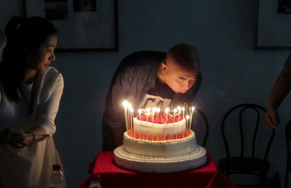 导演黄蜀芹78岁生日：她可能不记得我们了，但是我们记得她