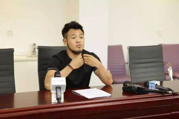 35岁熊朝忠将重启拳王路，中国拳击困局不只是缺少接班人