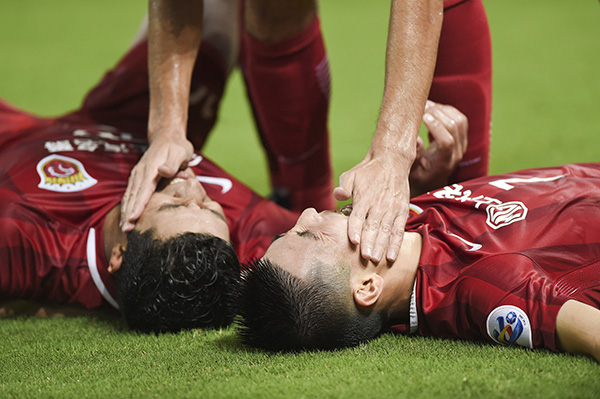 上港恒大“嘴仗”没完没了，巴萨式逆转奇迹会在亚冠上演吗