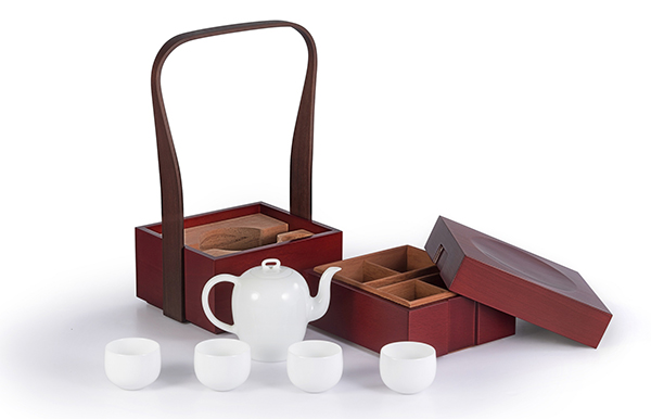 拿第一笔薪水孝敬老爸，这7件小物你买得起又够体面