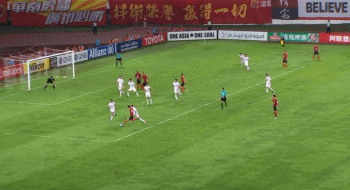 抹杀奇迹！胡尔克加时救主，上港点球胜恒大晋级亚冠半决赛