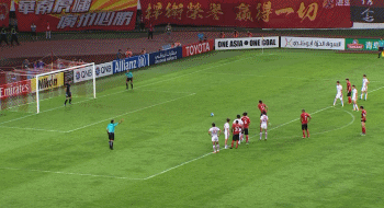 抹杀奇迹！胡尔克加时救主，上港点球胜恒大晋级亚冠半决赛