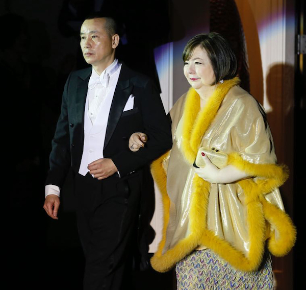 周采茨已逝，她的元媛舞会还在继续