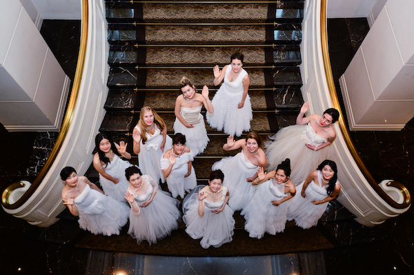 周采茨已逝，她的元媛舞会还在继续