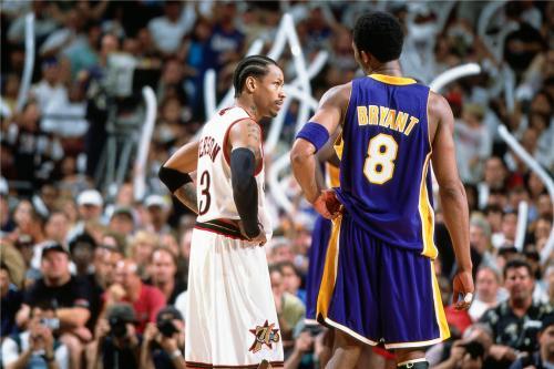 8号和24号更该退役哪一件，在科比的心里，原来早有答案