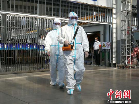 吉林开展中国首个邮路口岸核与辐射应急处置演练