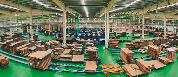 纸业涨价潮调查：中游纸板厂囤货提价，下游纸箱厂利润被挤压