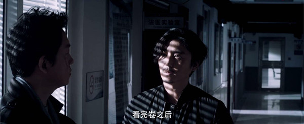 《白夜追凶》豆瓣9分：观众的智商一定是比编剧高