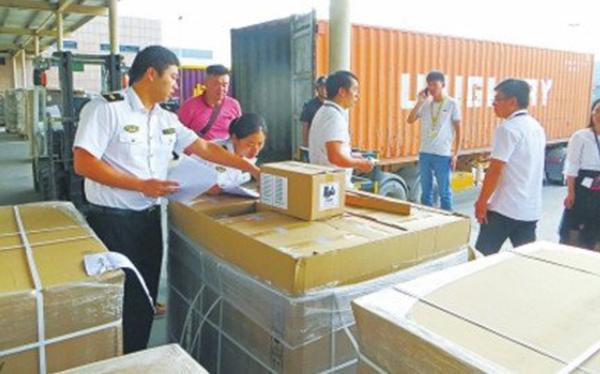 首批118万台苹果新机从郑州出货，型号为iPhone8P