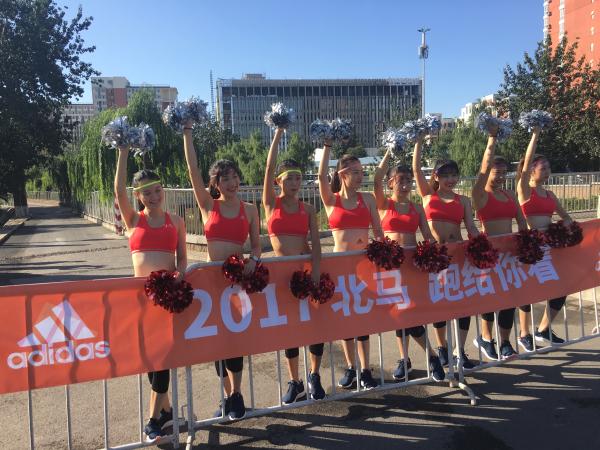 北马挥别槽点只留点赞，这才是精英马拉松的样子