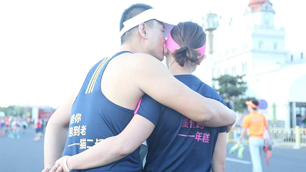 北马挥别槽点只留点赞，这才是精英马拉松的样子