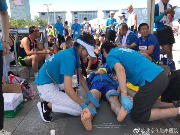 这20人的“医生跑团”，是北马不能忽略的天使