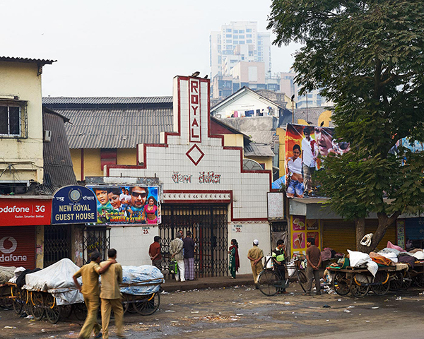 这些彩色印度老电影院，让人重回80年代
