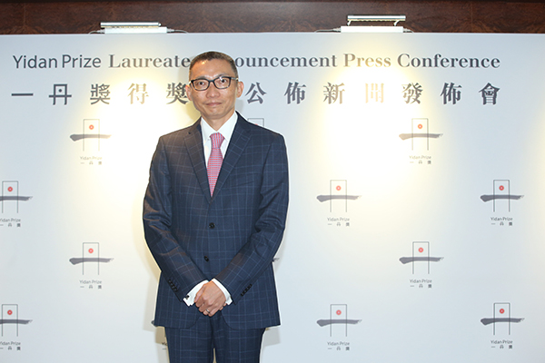 每人奖3000万港元！腾讯创始人陈一丹颁出全球最大教育奖