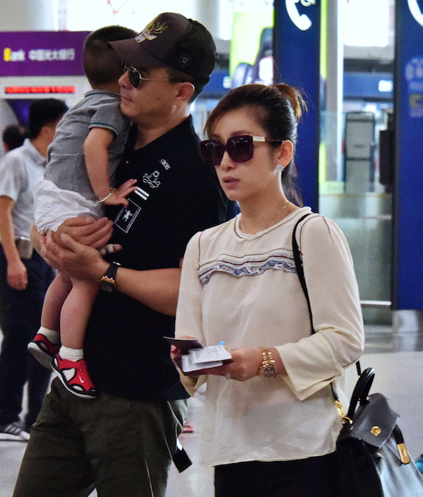 产后抑郁不丢人，中外女明星们坦诚自己的经历