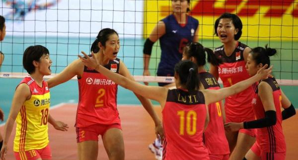 大炮打蚊！中国女排4连胜进军世锦赛，2017赛季圆满收官