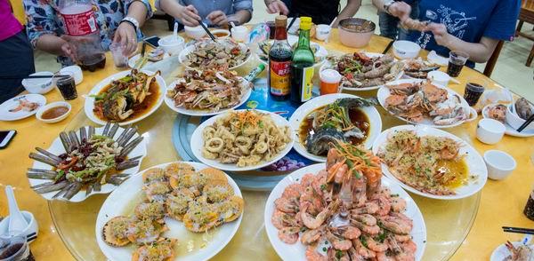 十年不遇的台风吹跑了白沙，十一去三亚玩什么