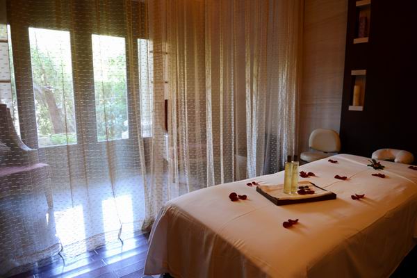 十年不遇的台风吹跑了白沙，十一去三亚玩什么