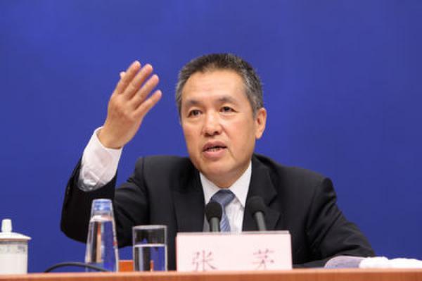 工商总局局长：“多证合一”打通“信息孤岛”和“数据烟囱”