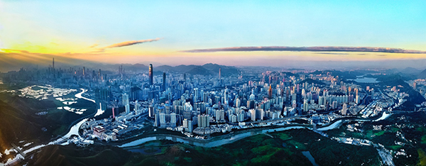 航拍中国｜熟悉的城市，陌生的风景：深圳的头顶万象