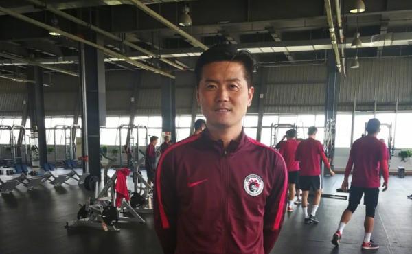肇俊哲出任辽足代理主帅，这20年他与球队“生死与共”