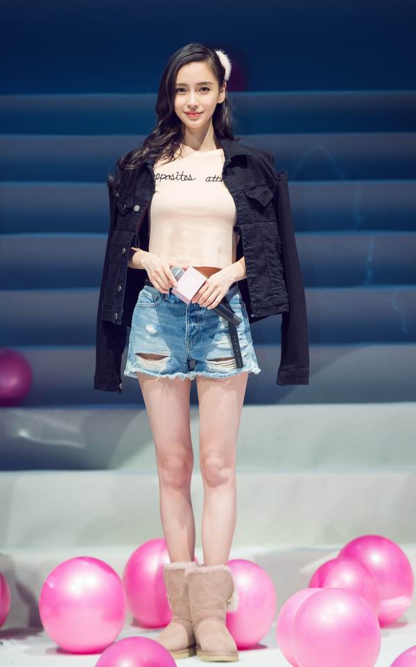 大牌时装屋与中国小花结缘，只是因为她们能“带货”吗