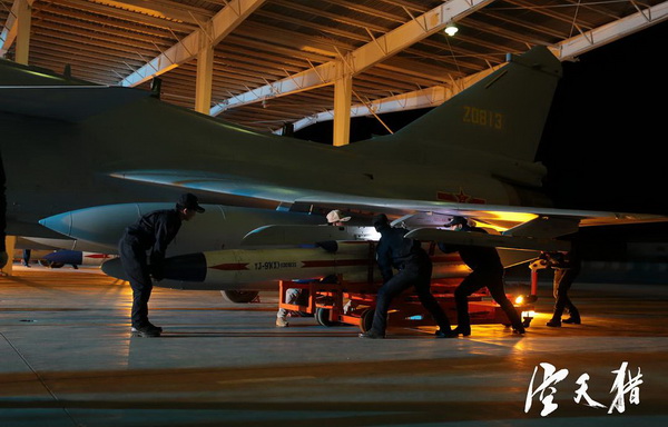 《空天猎》背后飞机的故事比电影本身更“燃”