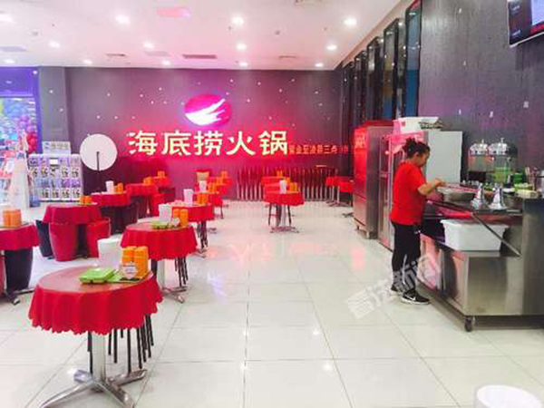 卫生风暴过后的海底捞：多设备直播后厨，欢迎顾客随时参观