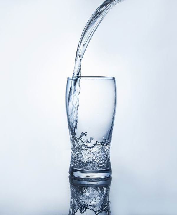 冲泡奶粉选什么水好