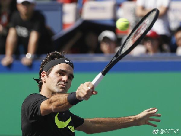 难得一见！费德勒上演瑞士老年迪斯科，重返上海目标夺冠