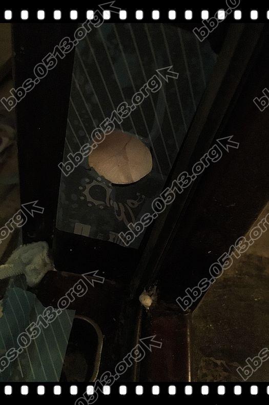 入户门填缝 (8).jpg