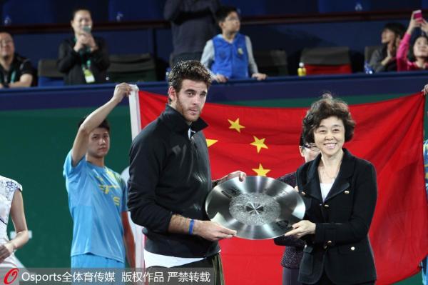 德尔波特罗为啥那么多中国粉丝，因为我们都喜欢永不放弃的人