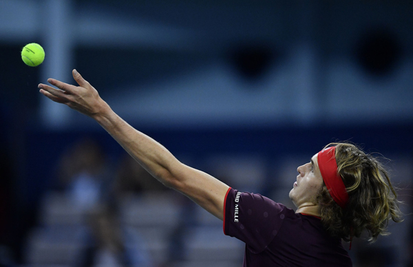 网坛小鲜肉分分钟被“教做人”，他们何时才能接过费纳大旗