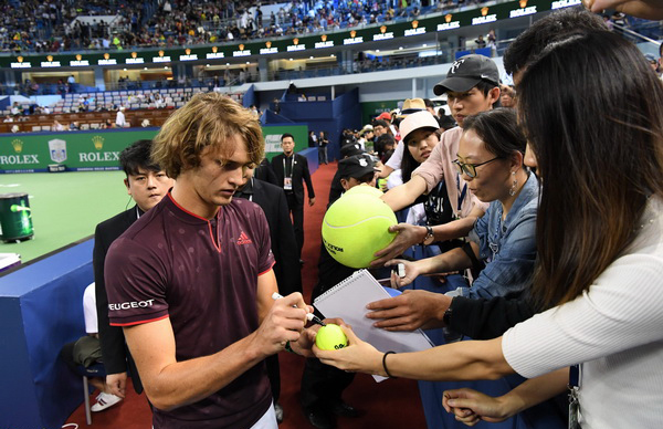 网坛小鲜肉分分钟被“教做人”，他们何时才能接过费纳大旗