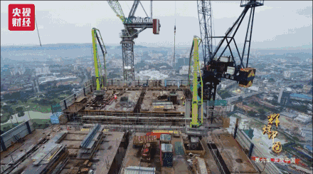 “中国建筑梦之队”刷新马来西亚城市天际线：每三天建一层楼
