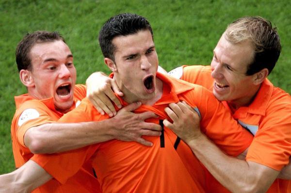 荷兰足球居然死于青训，克鲁伊夫的“十年诅咒”应验了