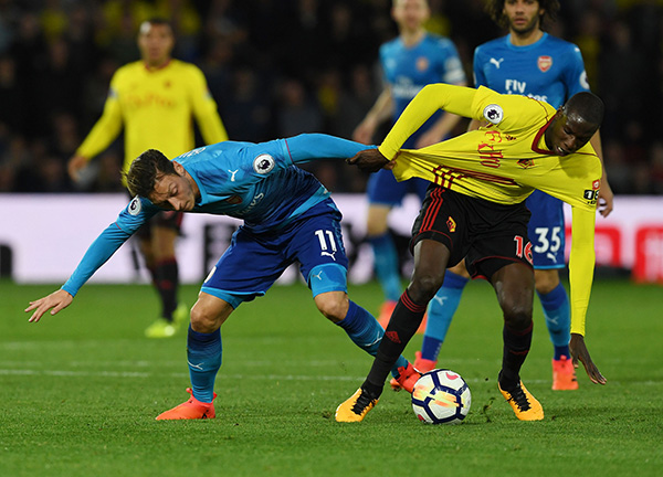 阿森纳堕落中游了，但中游球队不会擤着鼻涕，目送对手绝杀