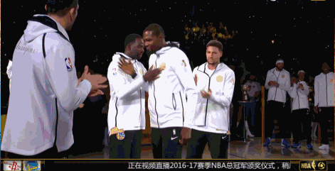 杜兰特绝杀超时！火箭惊天逆转勇士，周琦无缘NBA首秀