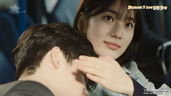 《当你沉睡时》：脑洞大开，请谨慎填坑