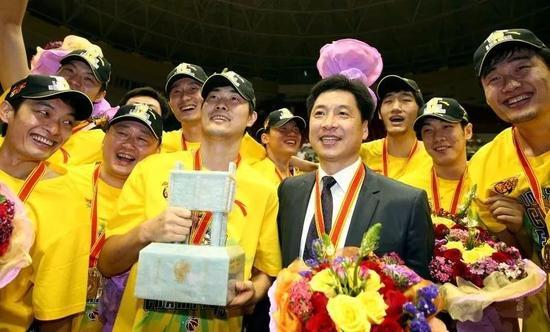 经历刻骨铭心的下课，李春江“再创业”愈发时不我待