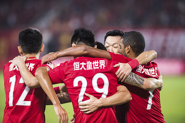 7连冠！广州恒大主场取胜，提前两轮问鼎中超