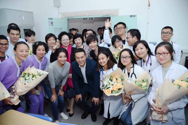 郑晓龙：拍职业剧很有意思，老拍婆婆妈妈没意思