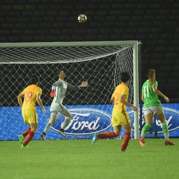 中国女足主帅布鲁诺的无奈：最近还有姑娘要退役结婚读书的吗